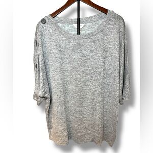 CJ Banks Gray‎ Knit Top Sz 2X EUC button Shoulder Detail